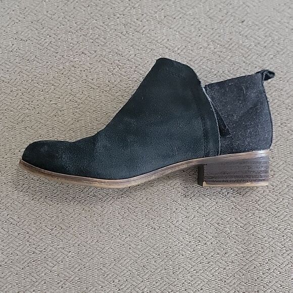 Toms Deia Black Suede Block Heel Shorts Bootie Boots - Size 7 - Picture 6 of 11